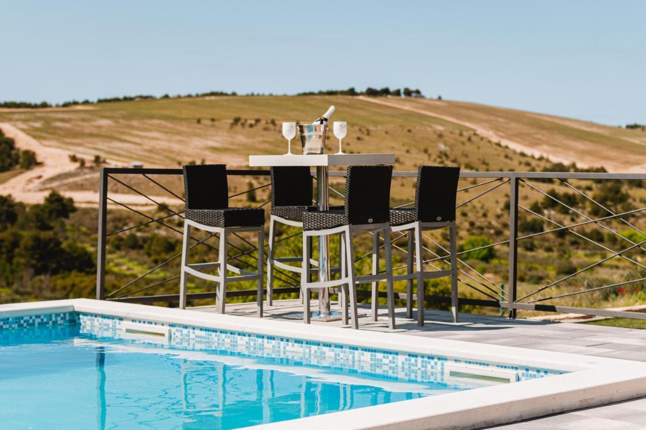 Guest House "The View" - With A Pool Donje Polje Extérieur photo
