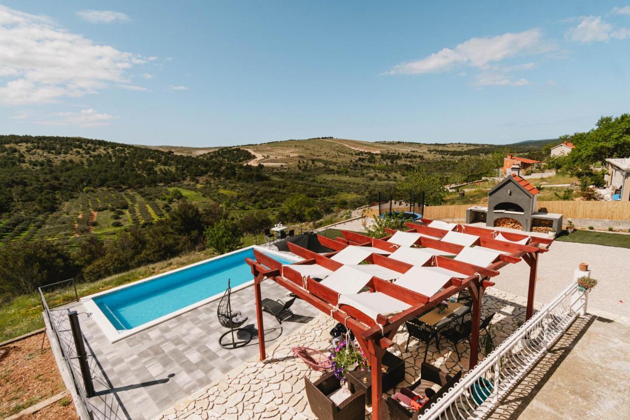 Guest House "The View" - With A Pool Donje Polje Extérieur photo